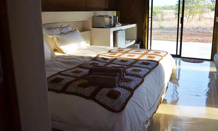Dinokeng Big 5 Game Reserve: 2-Night stay for 2 including self game drive at Halfway There Game Lodge